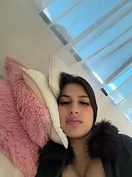 Mia arabs online show from April 2026 04:31:02 PM