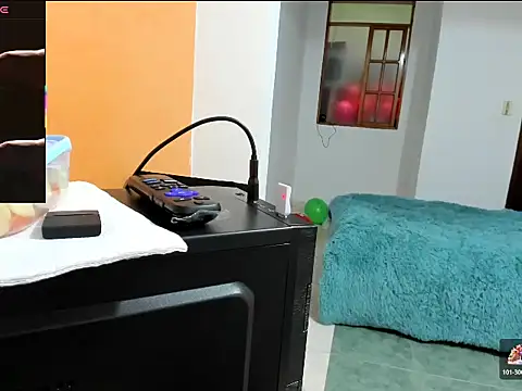 Snapshot of talia_mystic chatting on February 2026 01:32:02 PM talia mystic online show from February 2026 01:32:02 PM