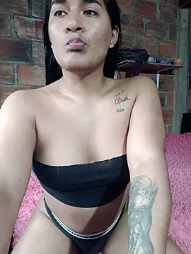 Snapshot of _sweetdanny_ chatting on May 2026 04:26:01 PM sweetdanny online show from May 2026 04:26:01 PM