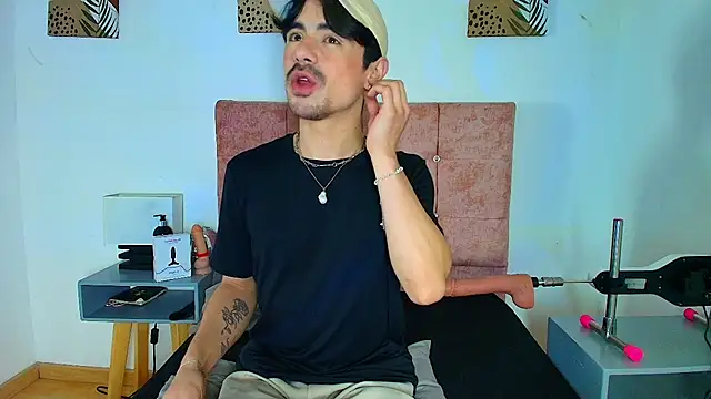 Snapshot of Ethan_Briggs_ chatting on February 2026 04:06:02 AM Ethan Briggs online show from February 2026 04:06:02 AM