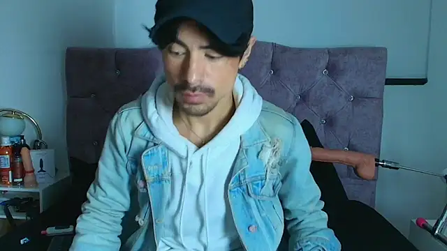 Snapshot of Ethan_Briggs_ chatting on February 2026 02:24:01 AM Ethan Briggs online show from February 2026 02:24:01 AM