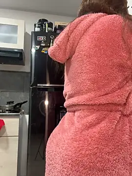 Pretty  Milf online show from February 2026 09:31:02 AM