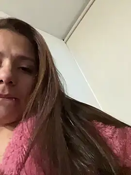 Pretty  Milf online show from April 2026 06:09:01 AM