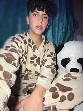 Nick Twink online show from February 2026 04:50:02 AM