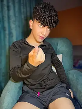 Nick Twink online show from February 2026 06:53:02 AM