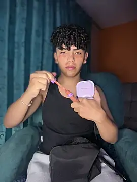 Nick Twink online show from February 2026 04:42:02 AM