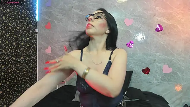 adellelennoxx online show from May 2026 08:54:01 AM