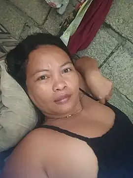 Snapshot of hot_momma88 chatting on May 2026 10:11:02 PM hot momma88 online show from May 2026 10:11:02 PM