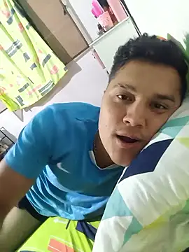 Lion-y-katy online show from January 2026 02:39:01 AM