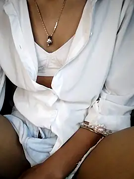 Lisa xx2 online show from February 2026 01:26:01 AM