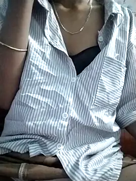 Lisa xx2 online show from February 2026 11:37:02 AM