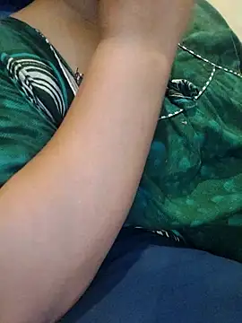 TamilDreamgirl08 online show from March 2026 04:06:02 PM