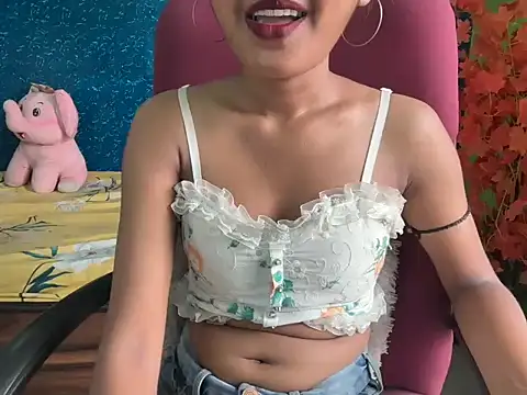Snapshot of Brown-beauty chatting on June 2026 08:15:01 AM Brown-beauty online show from June 2026 08:15:01 AM