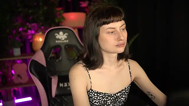 baby luna xo online show from January 2026 11:27:02 AM