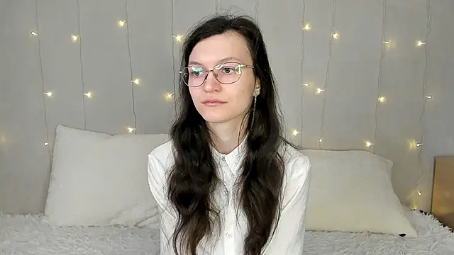 ThoraMarola online show from February 2026 04:42:01 AM