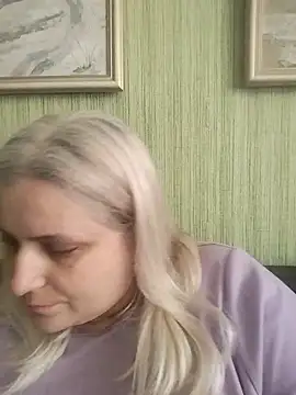 NyushaLollipop online show from May 2026 10:42:02 AM