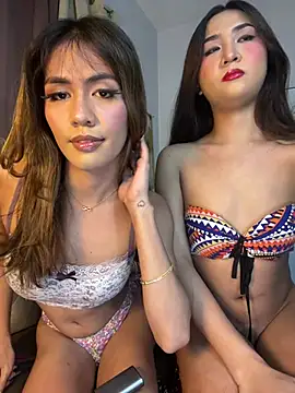 Snapshot of MadySmith chatting on February 2026 07:20:01 PM MadySmith online show from February 2026 07:20:01 PM