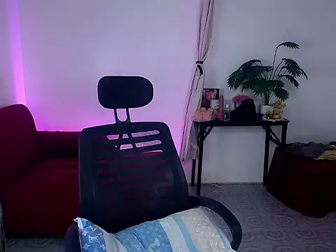 Snapshot of Callmesuesue chatting on March 2026 05:52:01 AM Callmesuesue online show from March 2026 05:52:01 AM