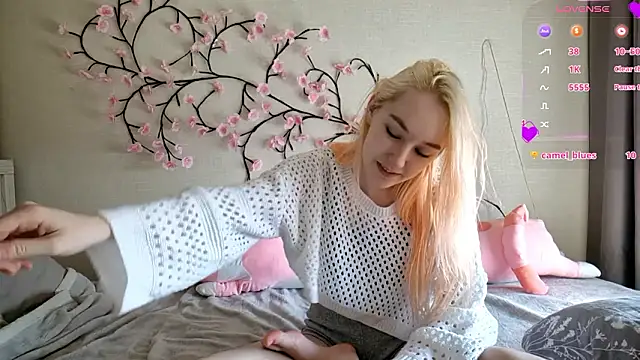 MisaMew online show from March 2026 10:53:01 AM