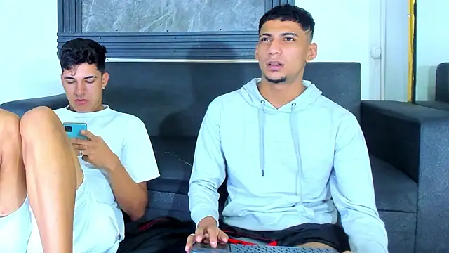 ALEX KEITH26 online show from February 2026 11:50:01 AM