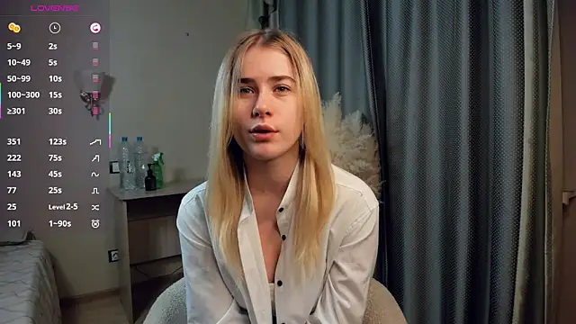 LuanaFincel online show from February 2026 01:09:02 AM