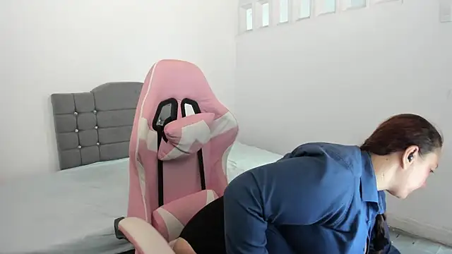 MsGaby  online show from March 2026 07:50:02 PM