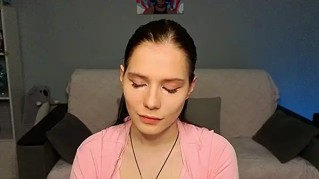 Snapshot of JinxMoon chatting on March 2026 05:30:01 PM JinxMoon online show from March 2026 05:30:01 PM