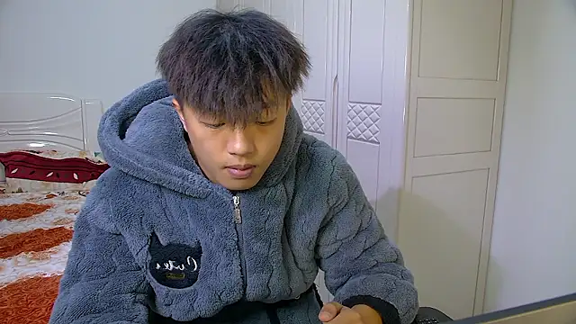 Chocolates-001 online show from January 2026 10:08:02 AM