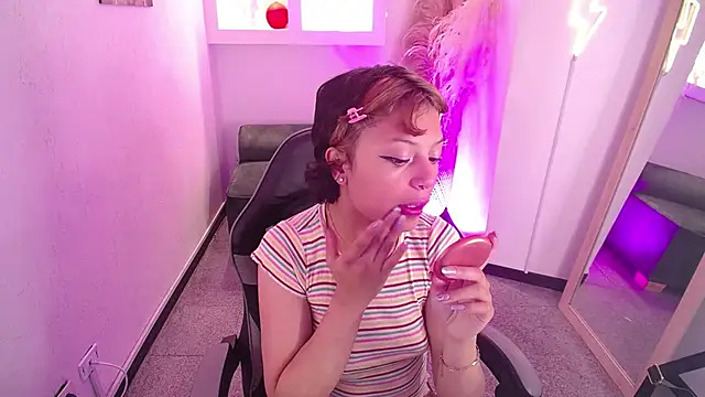 Snapshot of melodyy_as chatting on February 2026 01:07:01 PM melodyy as online show from February 2026 01:07:01 PM