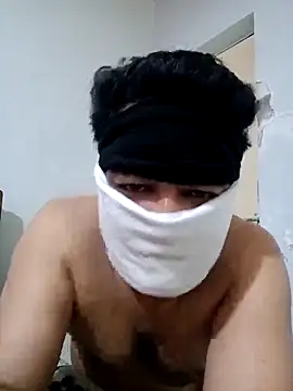 Snapshot of gujjuboysexy123 chatting on February 2026 11:17:01 AM gujjuboysexy123 online show from February 2026 11:17:01 AM