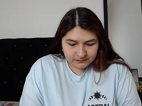 LauraHorny69 online show from February 2026 01:36:02 PM