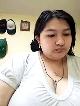 Snapshot of LauraHorny69 chatting on June 2026 02:37:02 PM LauraHorny69 online show from June 2026 02:37:02 PM