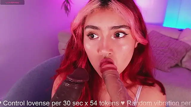 Snapshot of Dakota_velvet_ chatting on February 2026 11:53:02 AM Dakota velvet online show from February 2026 11:53:02 AM