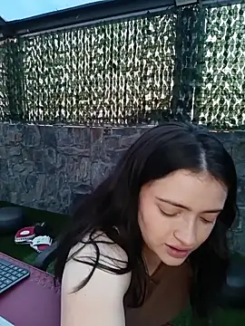 By Lia online show from February 2026 07:43:01 PM