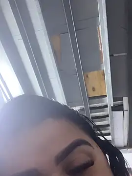 MorenaCariok online show from April 2026 09:51:02 AM