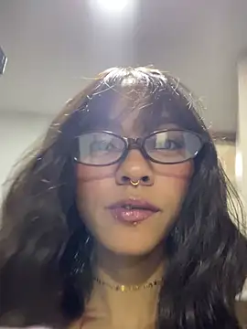Snapshot of LizStorm_ chatting on June 2026 10:55:01 PM LizStorm online show from June 2026 10:55:01 PM