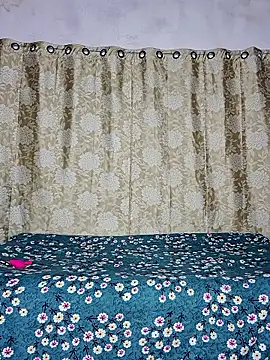 Forest Queen online show from March 2026 05:28:02 PM