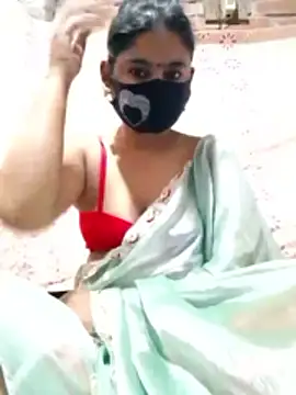 Hot Sweeti online show from February 2026 06:15:01 PM