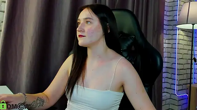 LexiVale online show from February 2026 09:13:02 AM