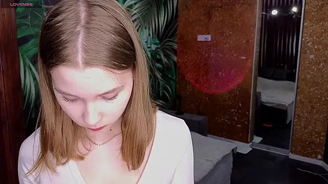 vickky shy online show from March 2026 06:14:01 PM