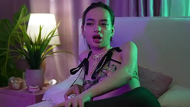 AriellaKitty online show from February 2026 07:06:02 PM