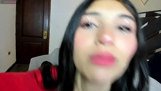 Ambarross  online show from February 2026 12:21:01 PM