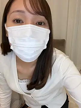 Snapshot of Miwa__15 chatting on April 2026 02:31:01 AM Miwa 15 online show from April 2026 02:31:01 AM