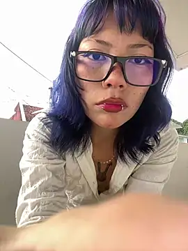 Namii cute online show from January 2026 12:09:02 PM