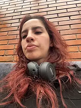Snapshot of elodie_rouge chatting on May 2026 12:03:02 PM elodie rouge online show from May 2026 12:03:02 PM