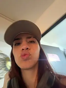 elodie rouge online show from July 2026 12:13:01 PM