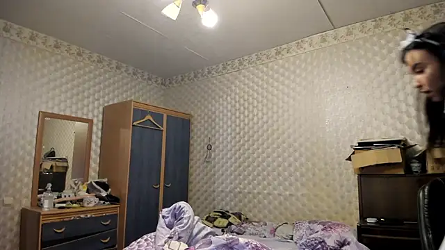 Snapshot of Kiticat chatting on March 2026 08:00:01 PM Kiticat online show from March 2026 08:00:01 PM