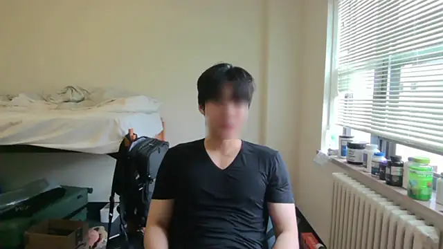 Snapshot of hoon025 chatting on April 2026 02:02:02 PM hoon025 online show from April 2026 02:02:02 PM