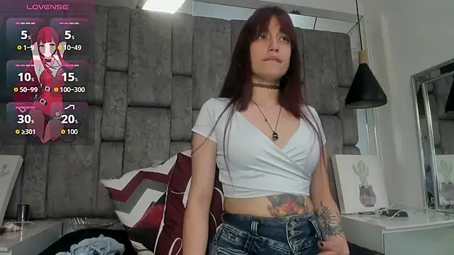 Snapshot of JenniQ69 chatting on July 2026 08:00:02 PM JenniQ69 online show from July 2026 08:00:02 PM