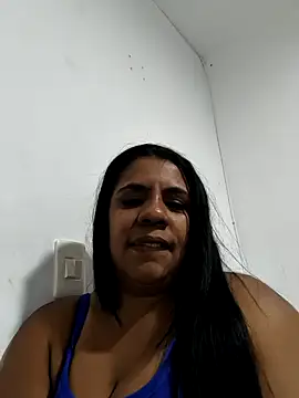 Snapshot of Zeyllyjhonson chatting on February 2026 04:13:01 AM Zeyllyjhonson online show from February 2026 04:13:01 AM